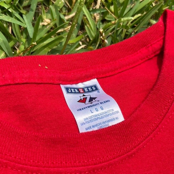 Vintage 2000s University of Arizona Jerzees Classic Red T-Shirt - Picture 3 of 3